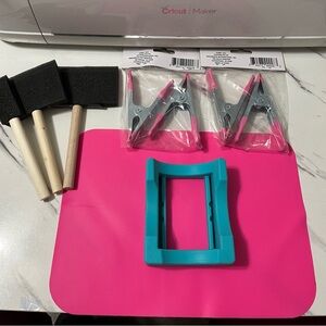 Crafting Tool Set with Blue tumbler Holder
